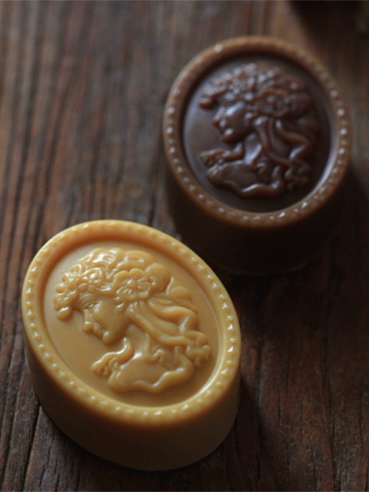 クイーンソープ-シリコン石鹸型,石鹸皿,キャンディー型,日曜 - Soap Making Scents のレビューと価格
